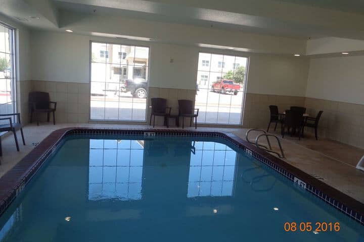 Pool 36 of 64