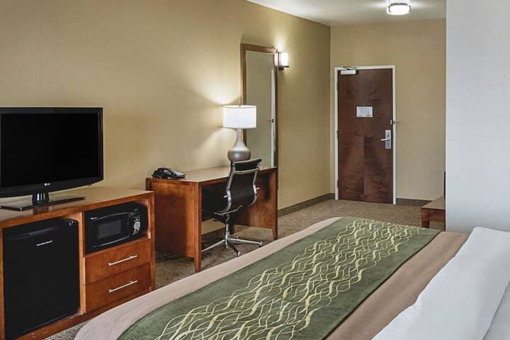 Room 11 of 64